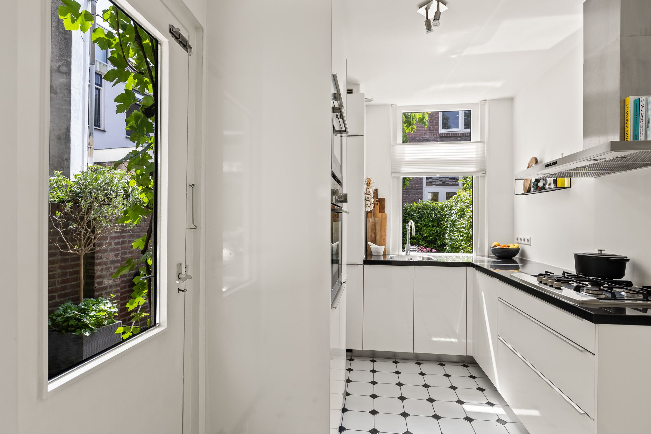 Photo 3 of Gildstraat 153