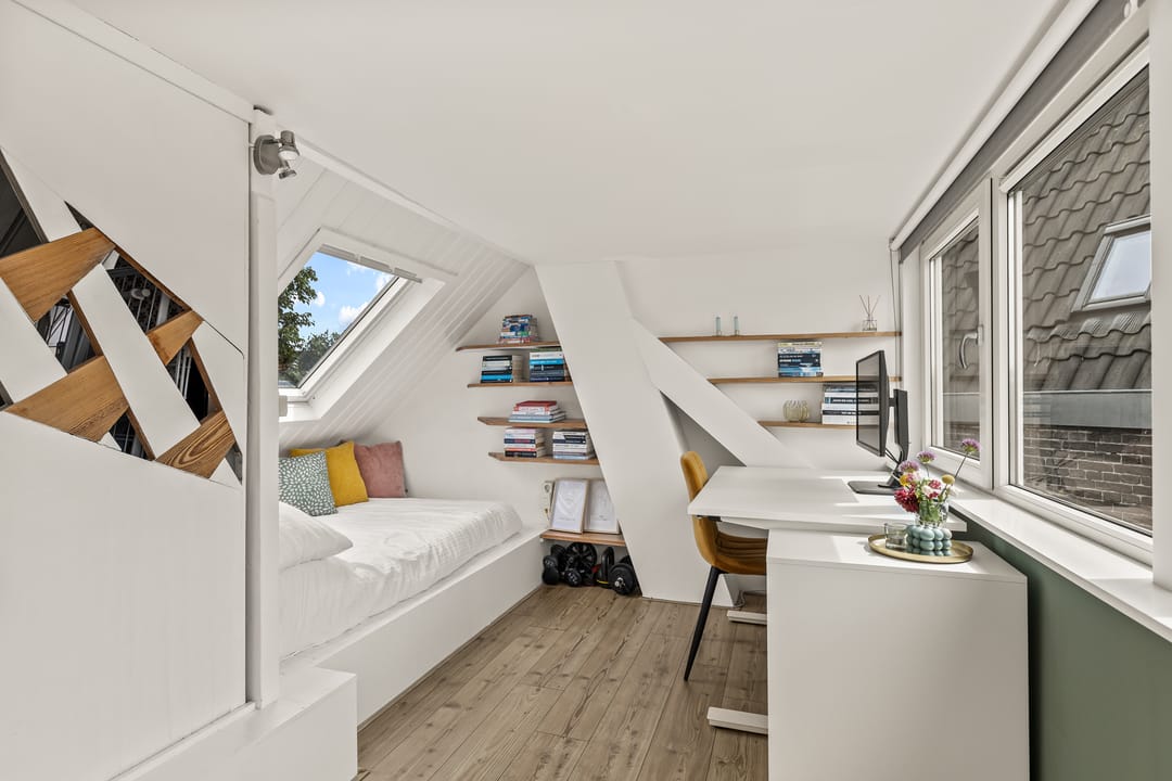 Photo 43 of Gildstraat 153