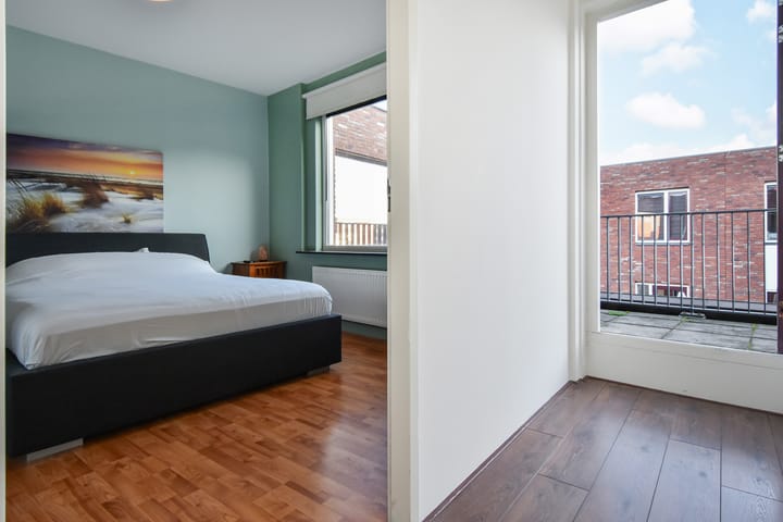 Photo 25 of Oosterhesselenstraat 590