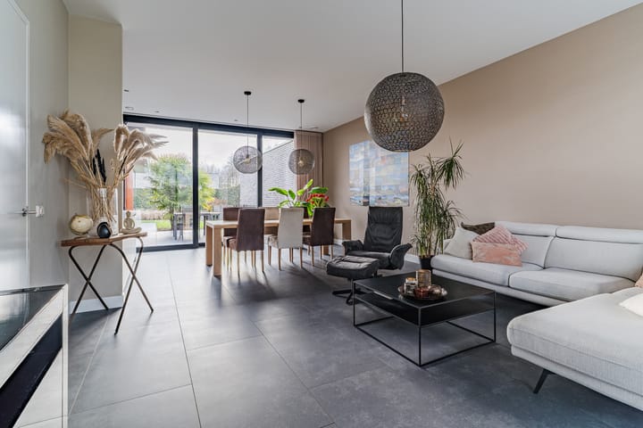 Foto 9 van Burg. Swachtenstraat 4