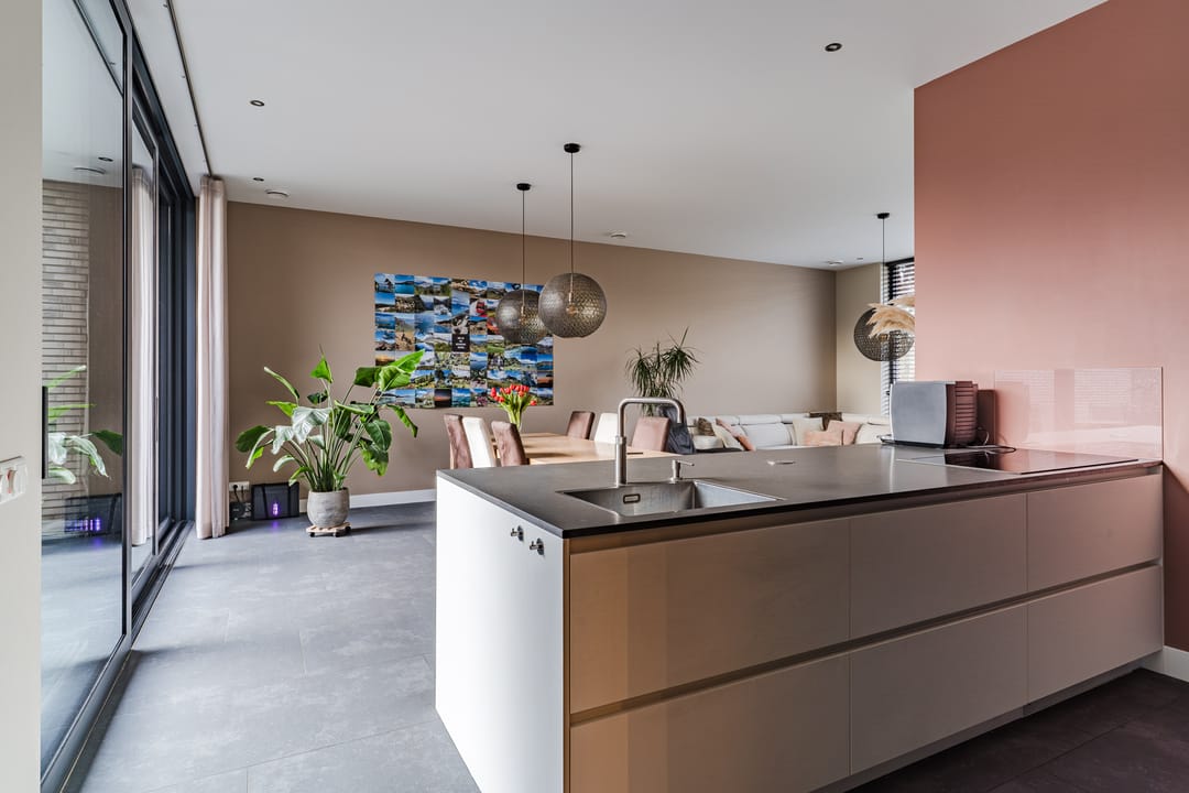 Foto 16 van Burg. Swachtenstraat 4