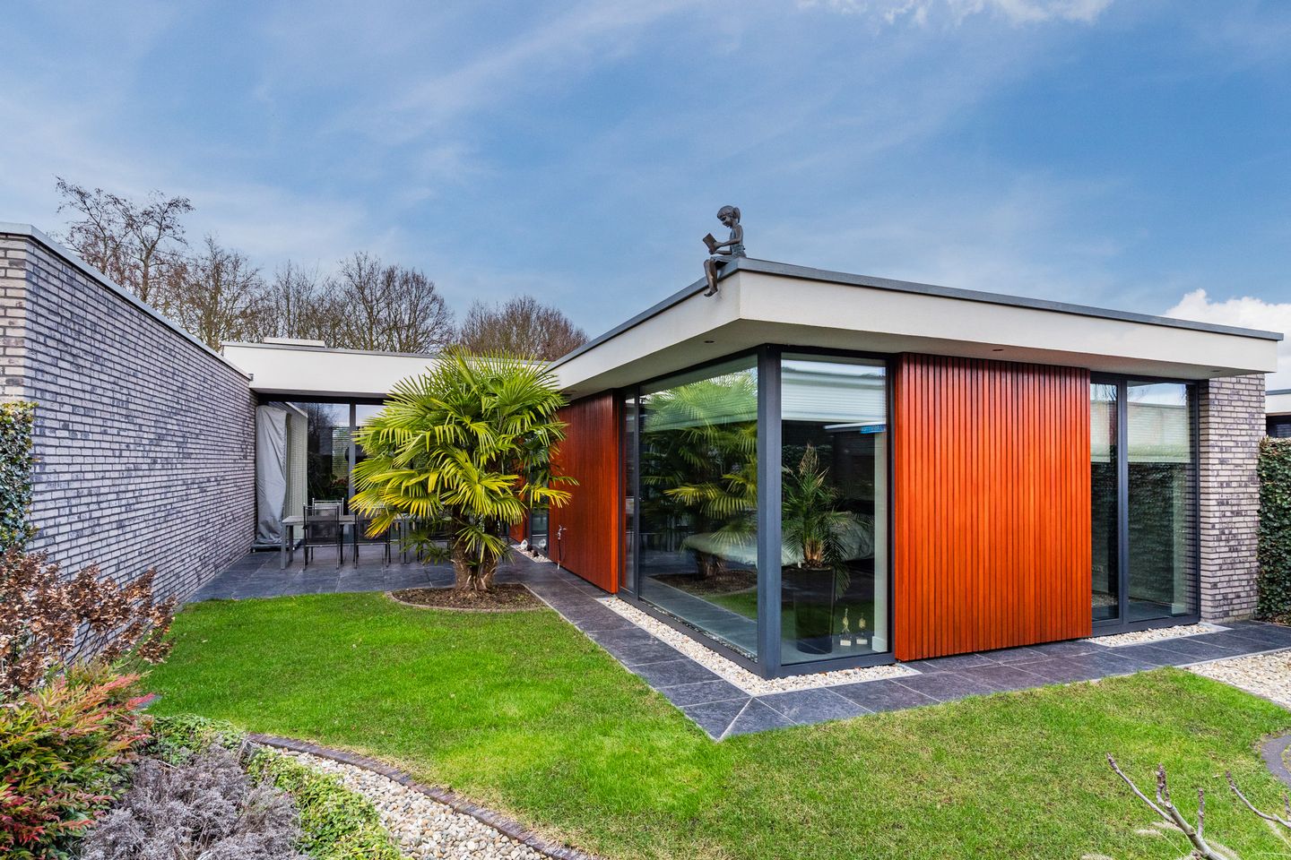 Foto 40 van Burg. Swachtenstraat 4