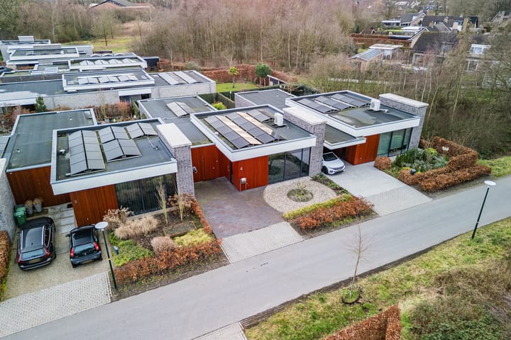 Foto 50 van Burg. Swachtenstraat 4