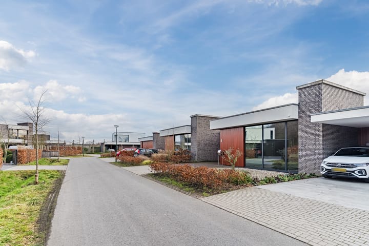 Foto 51 van Burg. Swachtenstraat 4