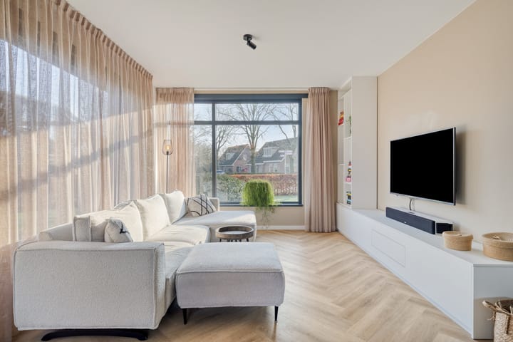 Foto 9 van Hoofdweg 59