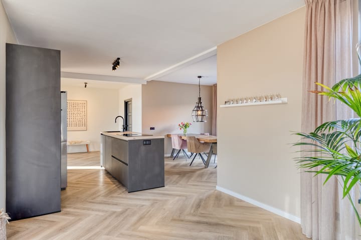 Foto 10 van Hoofdweg 59