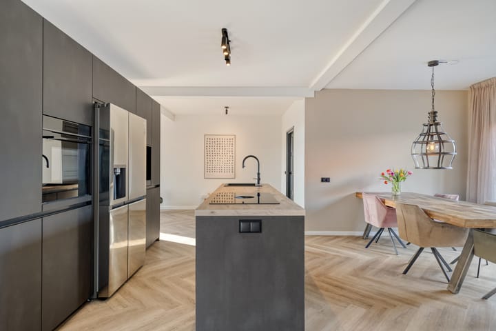 Foto 11 van Hoofdweg 59