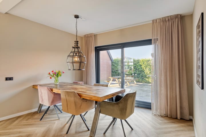 Foto 16 van Hoofdweg 59