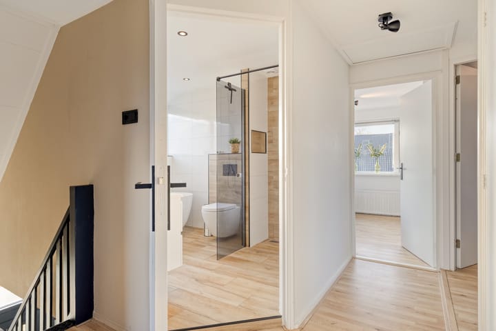 Foto 21 van Hoofdweg 59