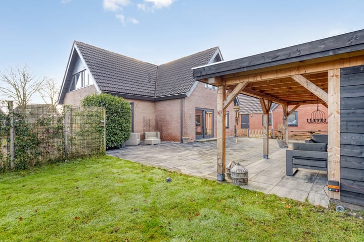 Foto 40 van Hoofdweg 59