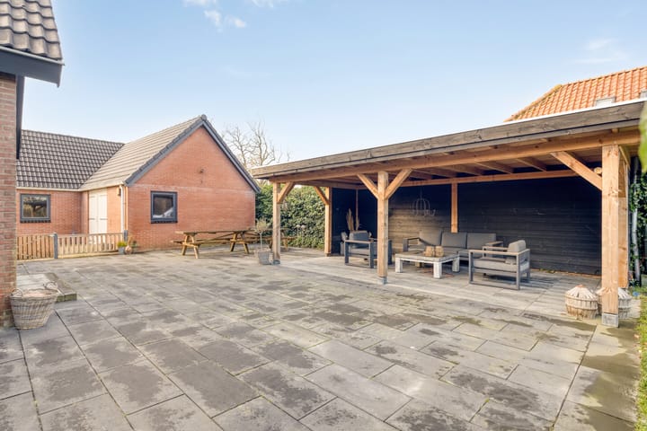 Foto 42 van Hoofdweg 59