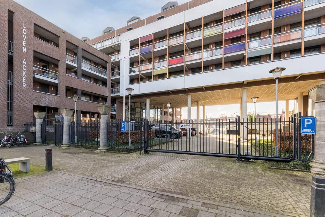 Photo 41 of Sint Willebrordstraat 25