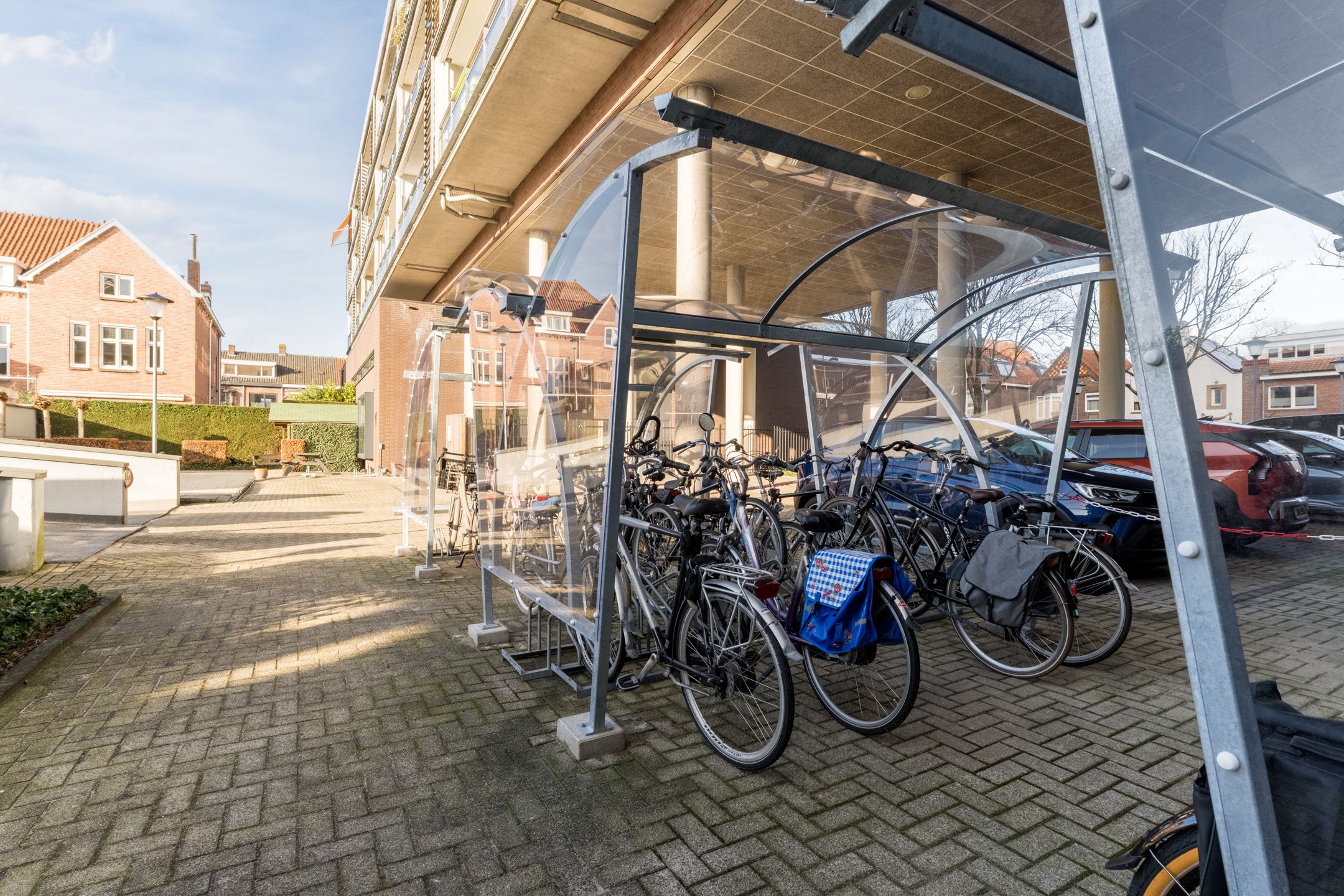 Photo 30 of Sint Willebrordstraat 25