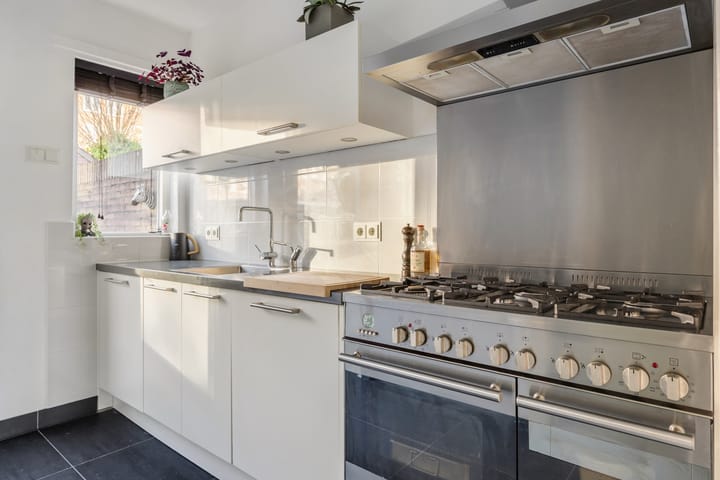 Foto 20 van van Speykweg 4