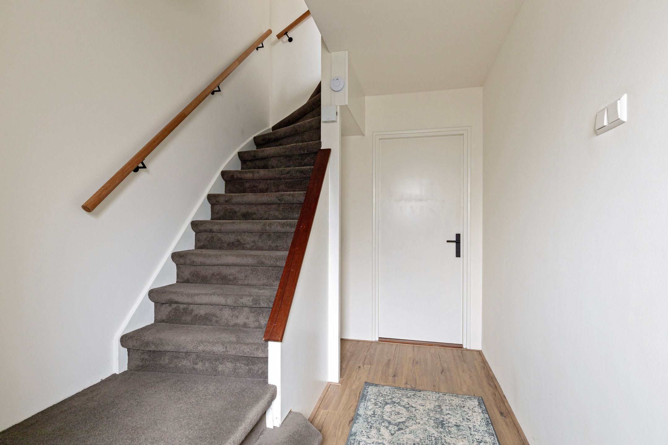 Photo 6 of Holthusenstraat 3