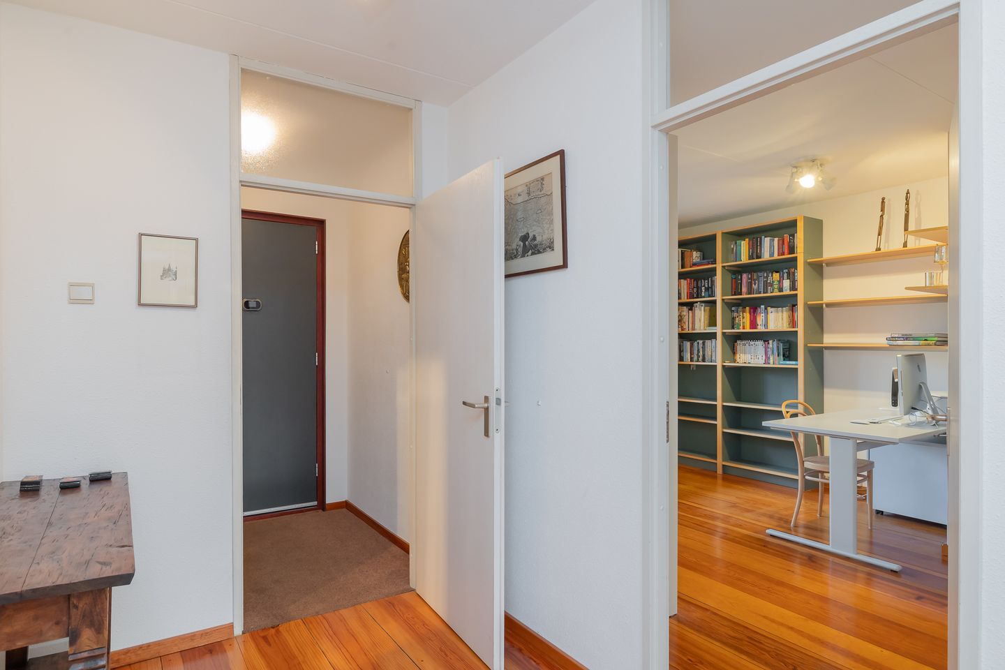 Photo 5 of Logger 229