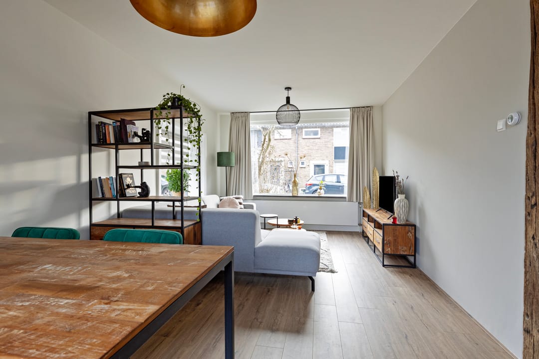 Photo 11 of Holthusenstraat 3