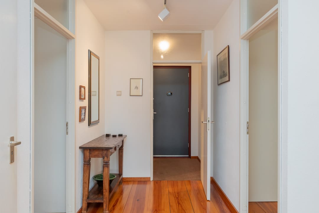 Photo 38 of Logger 229