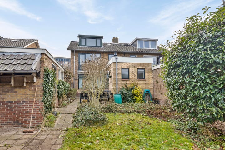 Foto 38 van Holthusenstraat 3