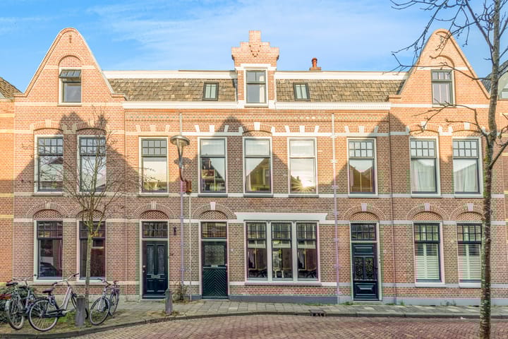 Photo 1 of Spoorstraat 22
