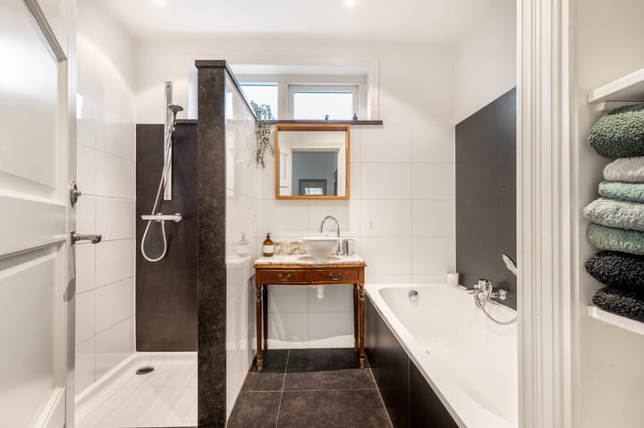 Photo 28 of Spoorstraat 22