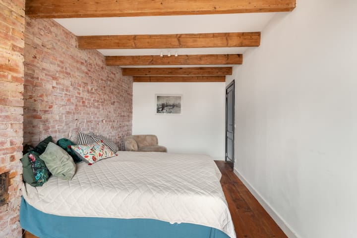 Photo 34 of Spoorstraat 22