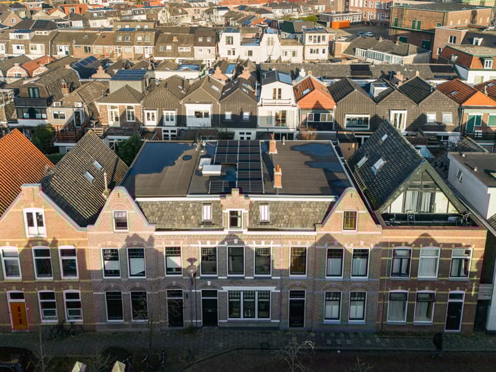 Photo 40 of Spoorstraat 22