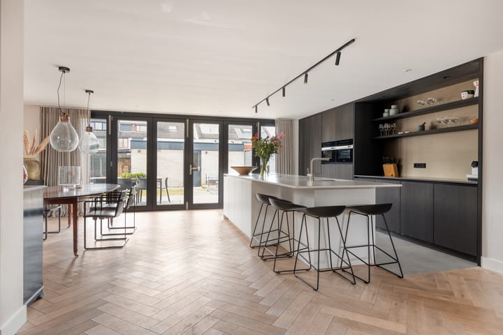 Photo 11 of Maximiliaanlaan 24