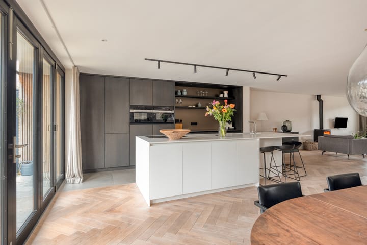 Photo 17 of Maximiliaanlaan 24