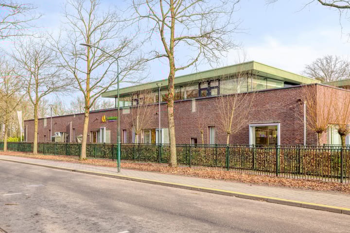 Photo 43 of Maximiliaanlaan 24