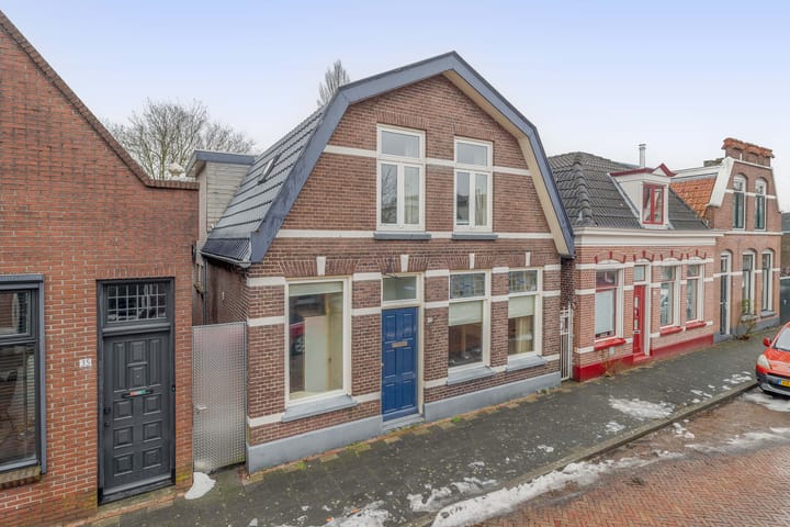 Photo 5 of Emmastraat 37