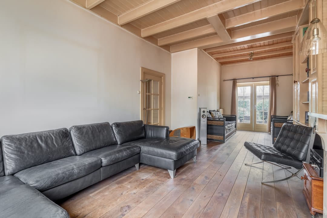 Photo 13 of Emmastraat 37