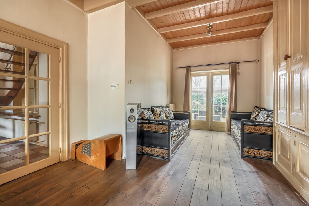 Photo 16 of Emmastraat 37