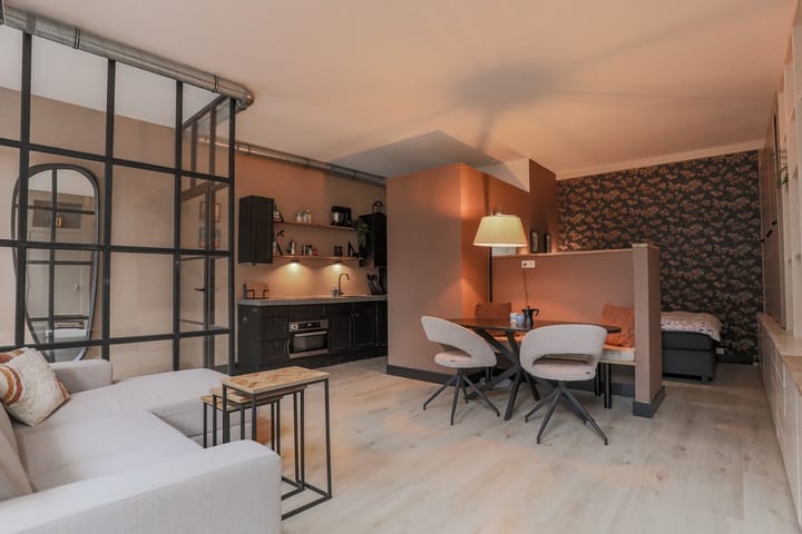 Photo 3 of Vijzelstraat 46