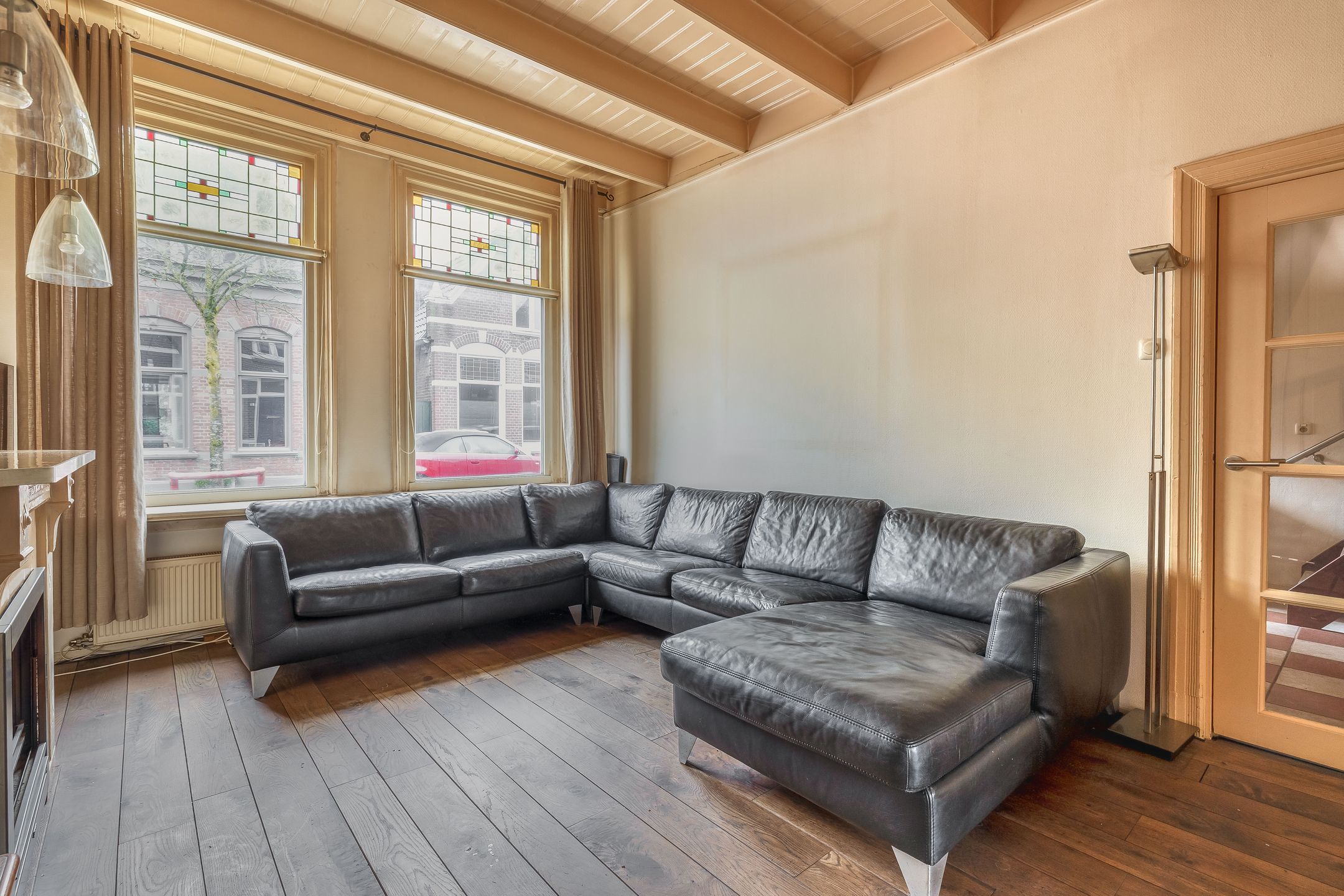 Photo 12 of Emmastraat 37