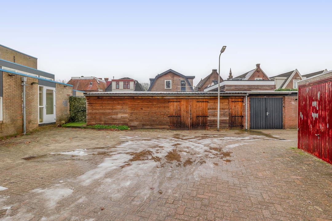 Photo 47 of Emmastraat 37