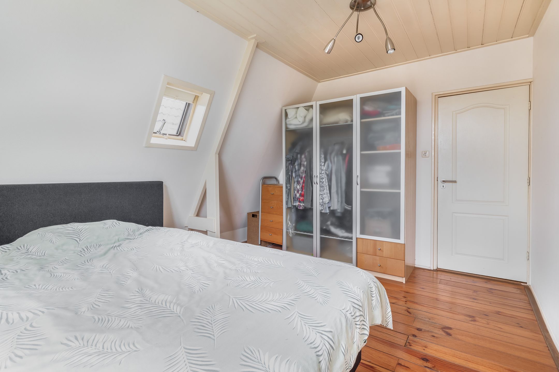 Photo 33 of Emmastraat 37