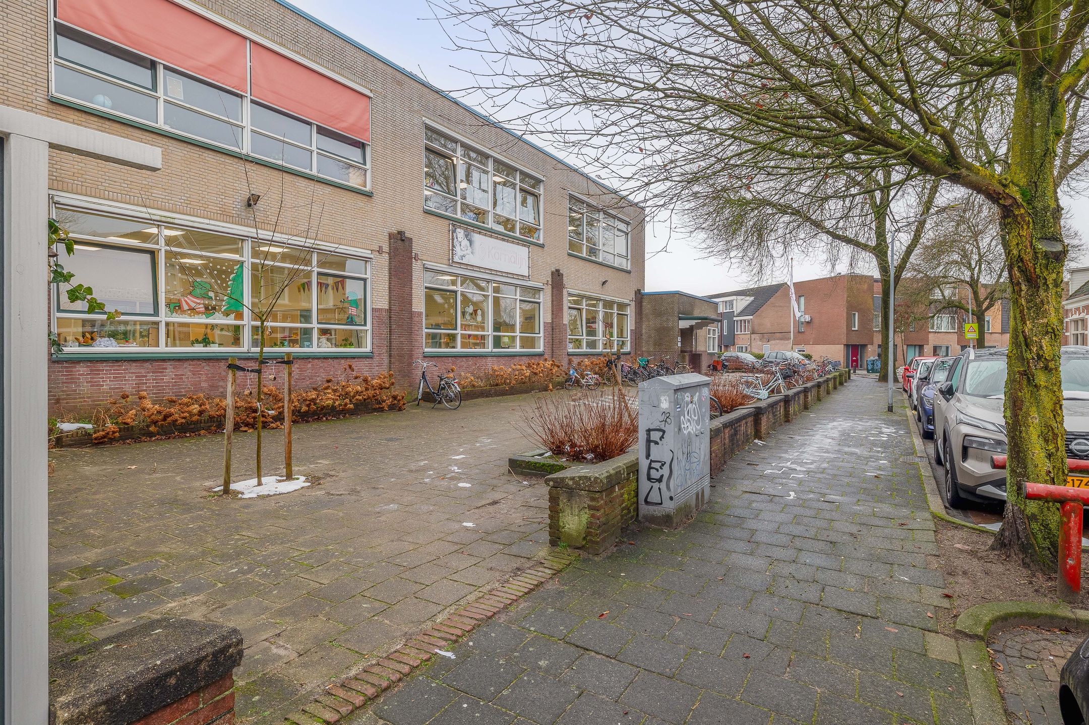 Photo 51 of Emmastraat 37