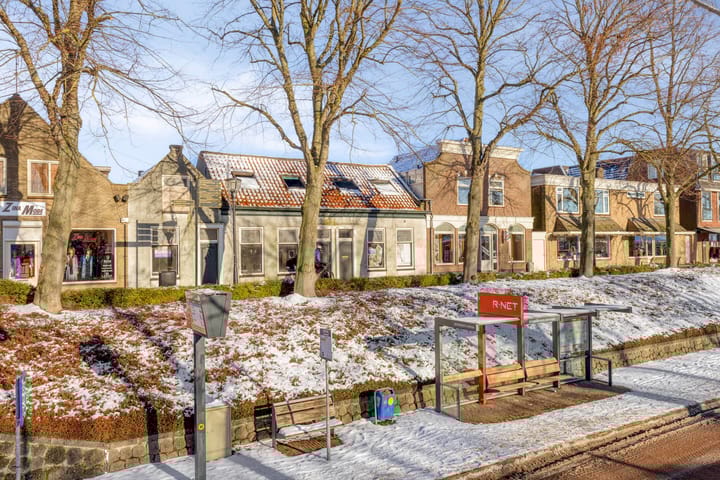 Zandpad 48, Middelharnis