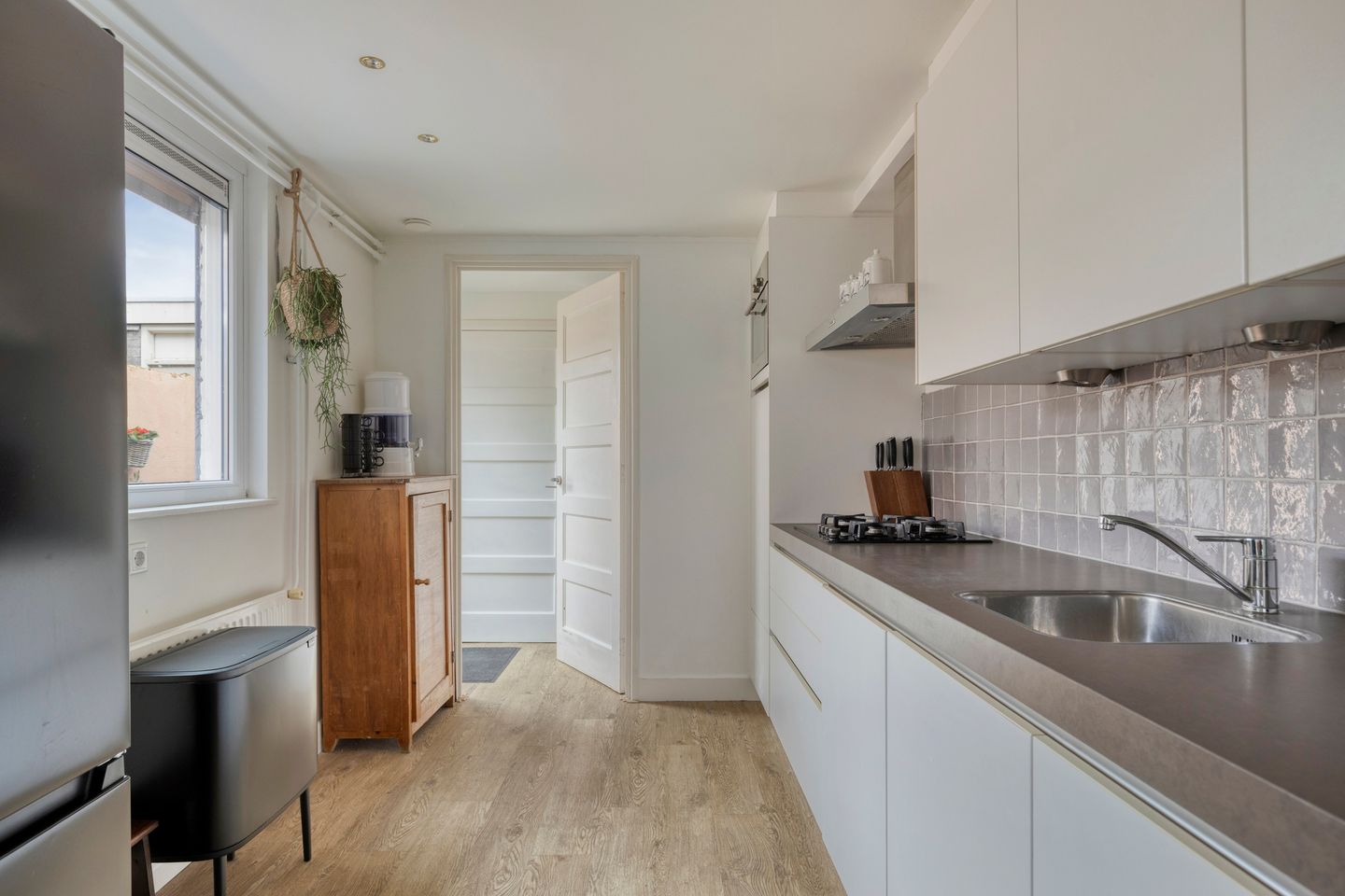 Photo 14 of Gebroeders van Eijckstraat 10