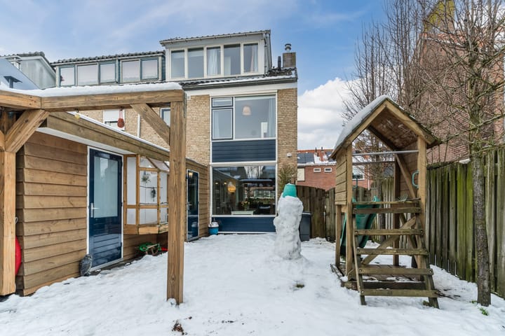 Foto 34 van Prinses Irenestraat 12