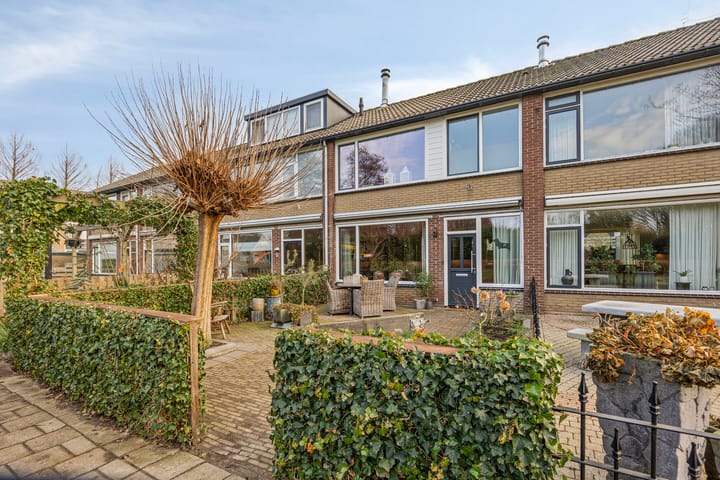 Foto 6 van Moerhageplantsoen 8