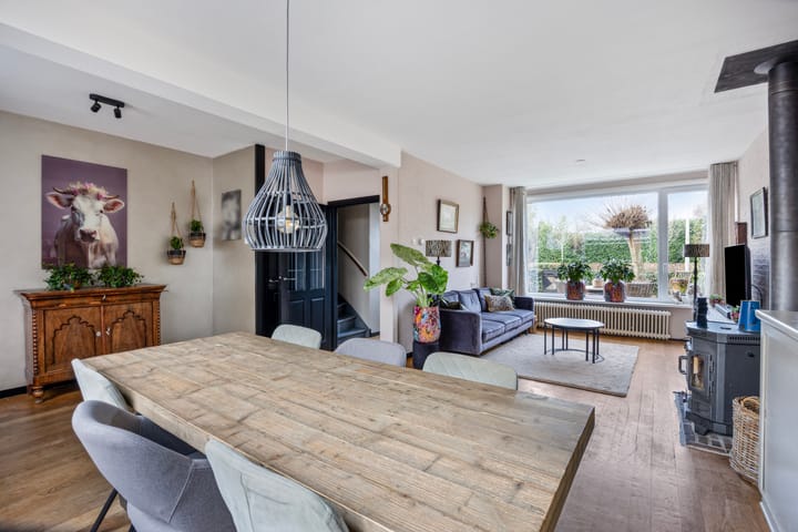 Foto 9 van Moerhageplantsoen 8