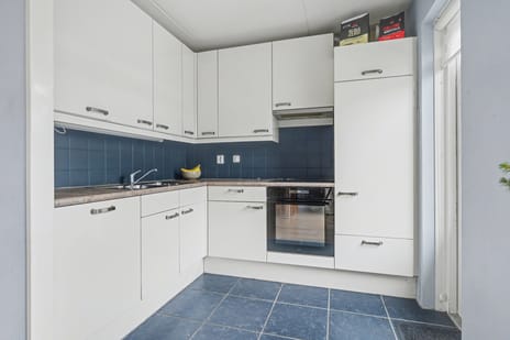 Robert Stolzhof 217 tertiary image