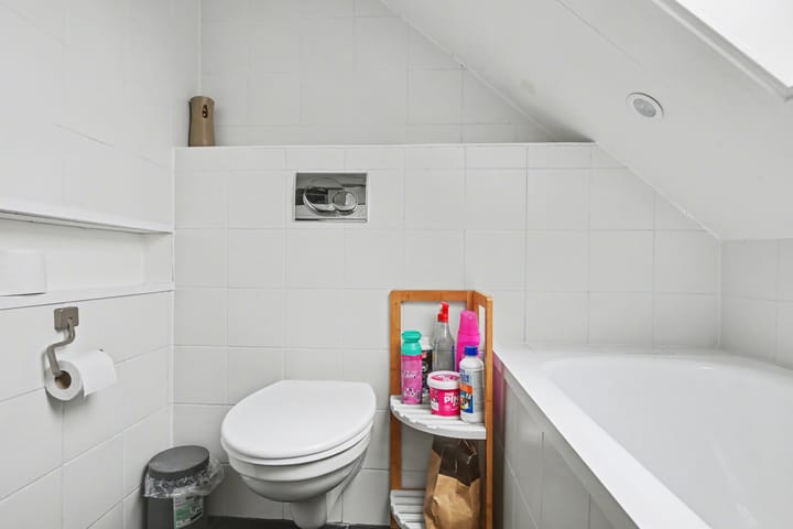 Photo 26 of Robert Stolzhof 217