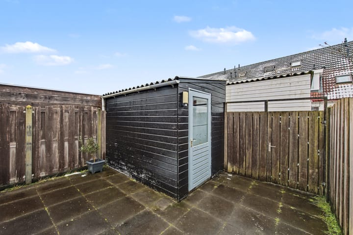 Photo 34 of Robert Stolzhof 217