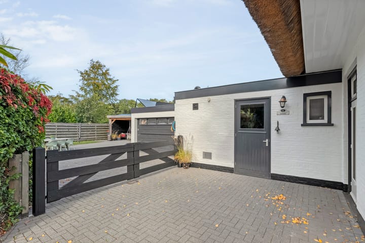 Foto 12 van Hoofdweg 12