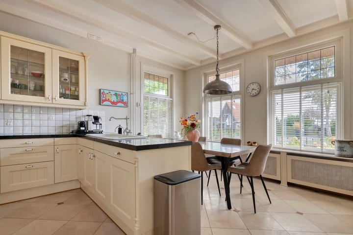 Foto 23 van Hoofdweg 12