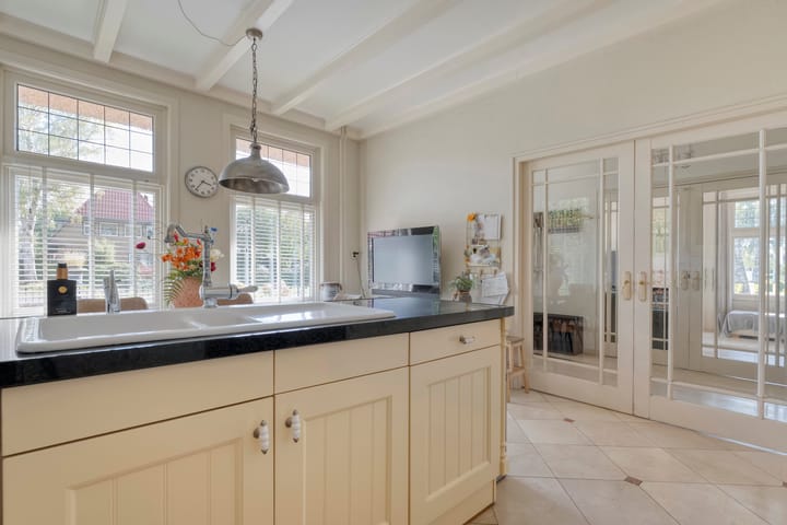 Foto 25 van Hoofdweg 12