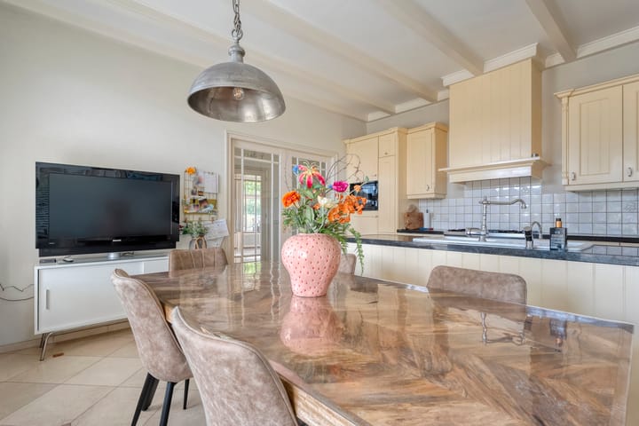 Foto 26 van Hoofdweg 12